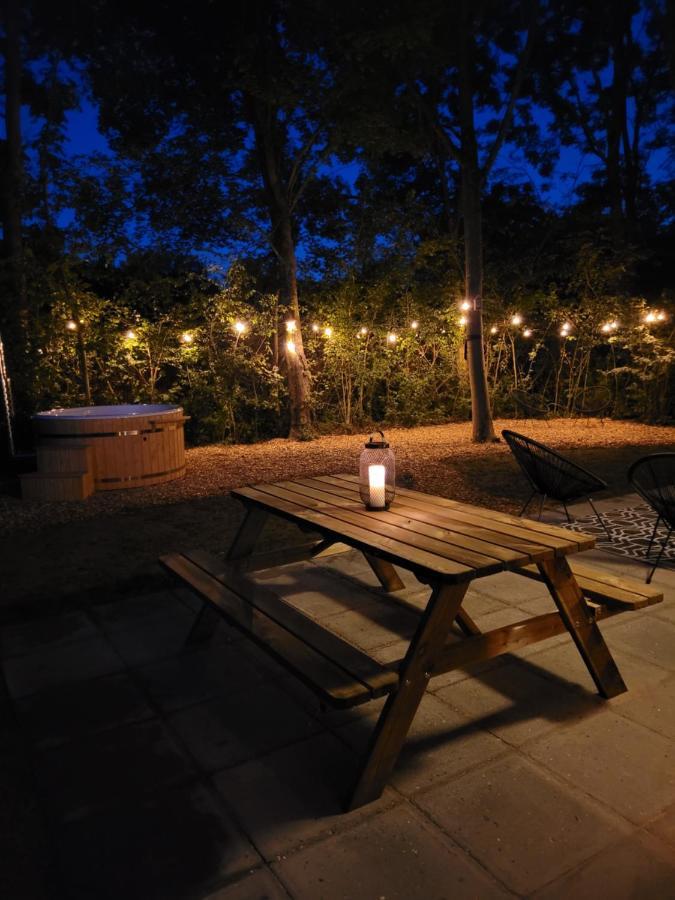 Retro Chic Wellness Met Hottub & Sauna Ewijk 외부 사진