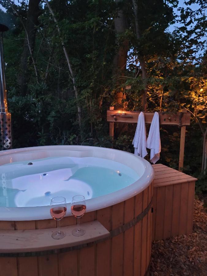 Retro Chic Wellness Met Hottub & Sauna Ewijk 외부 사진